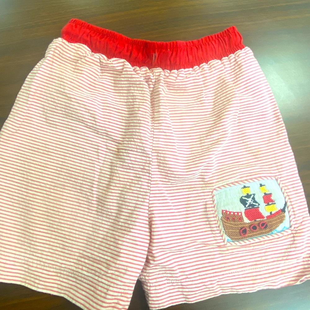 ZUCCINI Boutique Red Stripe Pirate Smocked Boys Swim Trunks Sz 3T